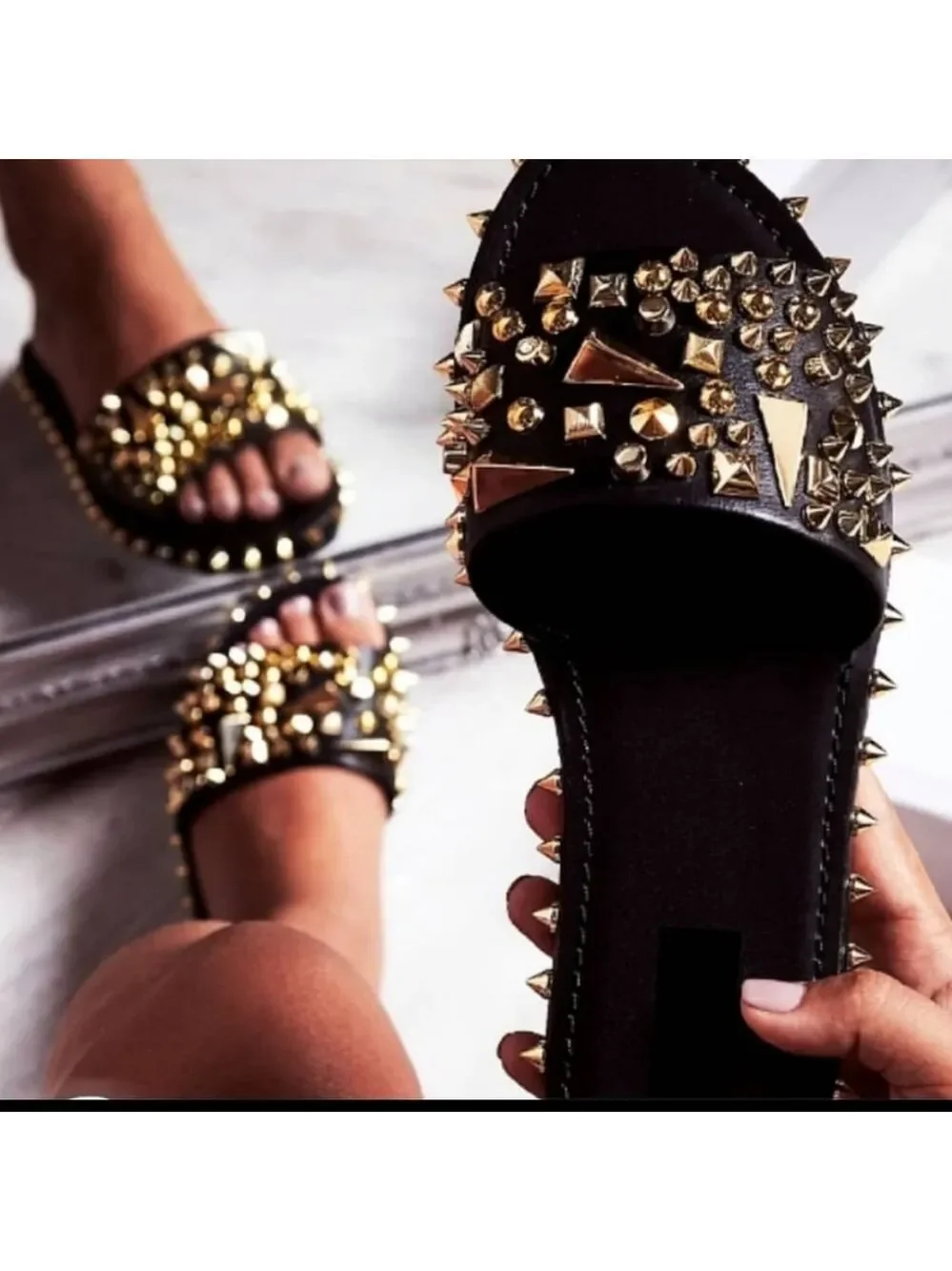 ❤RESTOCKED ❤ CRAZY FLAT SPIKE SLIP ON GOLD